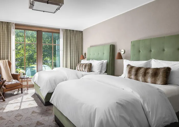 The Rusty Parrot Lodge And Spa